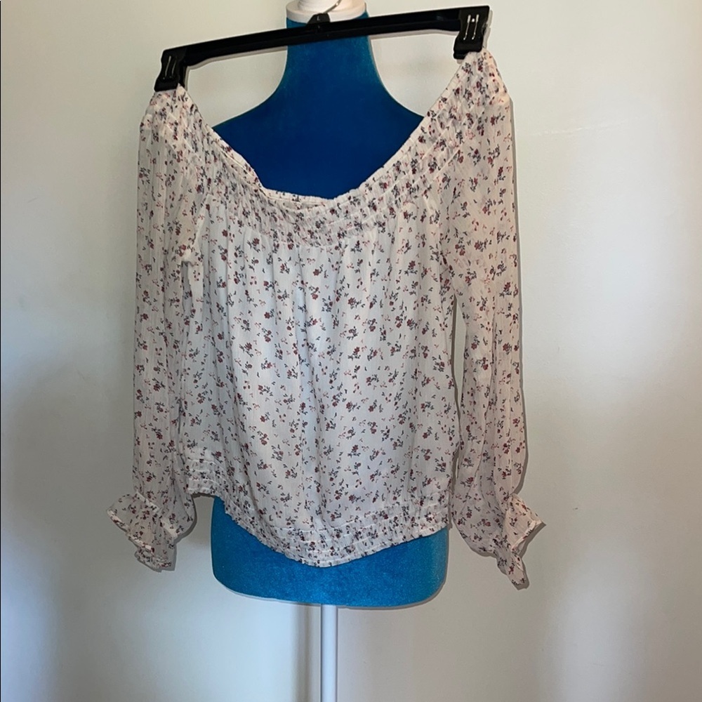 Abercrombie & Fitch Floral Off-Shoulder Blouse